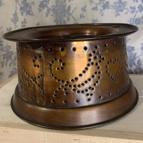 VTG Pfaltzgraff Village Copper Punched Hole Candle Warmer Stand - Picture 3 of 7